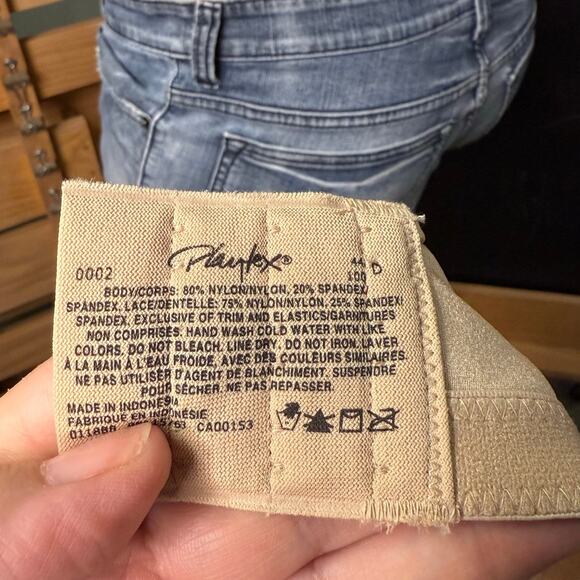 Playtex Tru Support Love My Curves Smoothing Bra Size 44D in Nude - Picture 8 of 8